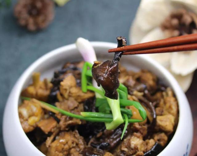 圖片關鍵詞 國家蘑菇地理:中國哪里的蘑菇最好吃?