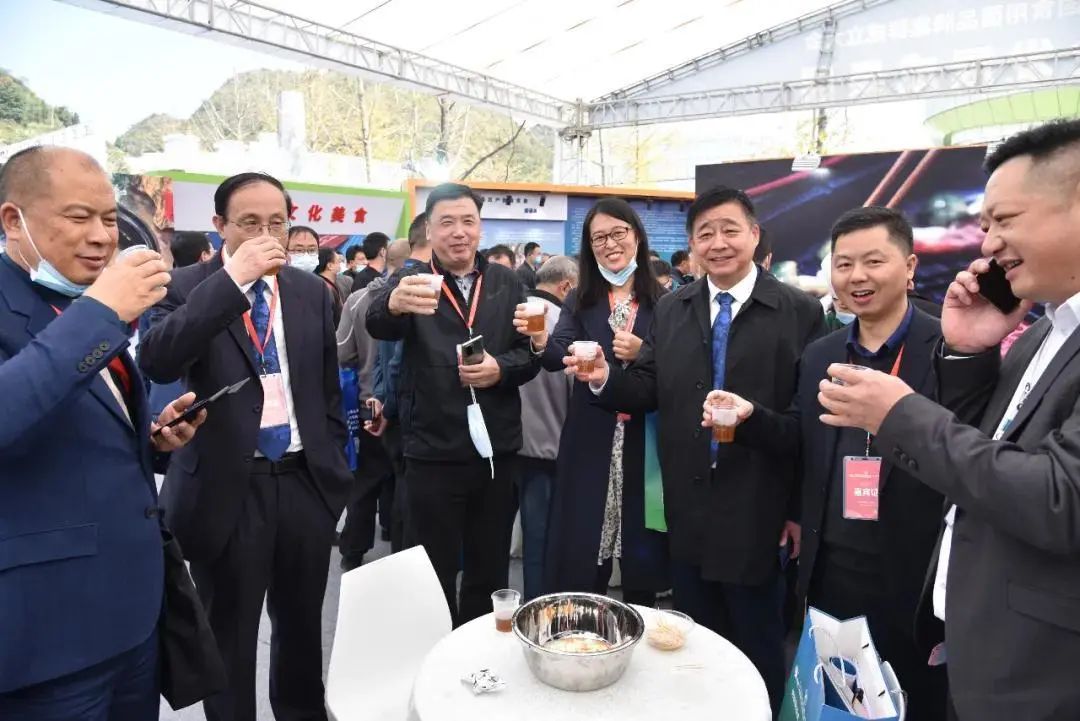 圖片關鍵詞 https://mmbiz.qpic.cn/mmbiz_jpg/tViaTicjwibVZmgEXXCALToc7mAB2rFo1Ln9ZsLvlezpTeaCwlwcgFg99M2icu8ncWw3AlEQSkDbCDCnicOHK1pu7nw/640?wx_fmt=jpeg